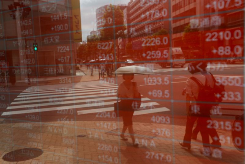 Asian stocks mixed, dollar drifts before megacap earnings, jobs data